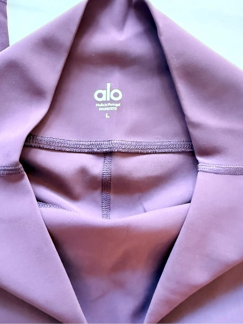 ALO Yoga Women’s Plum High-Waist Distressed Leggings - Size Large NWOT